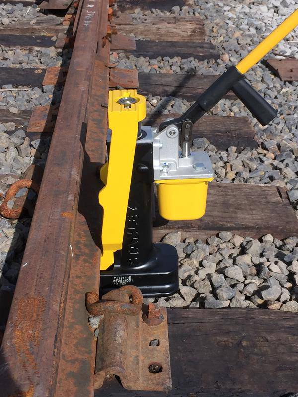 Gato de riel - TJ12 - Stanley Hydraulic Tools - XE POWER